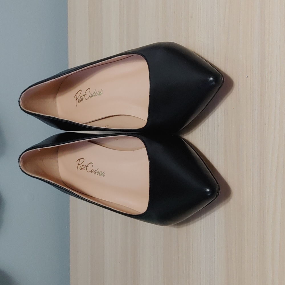 Point Collection Black Pointed Toe Heels - Picture 8 of 8